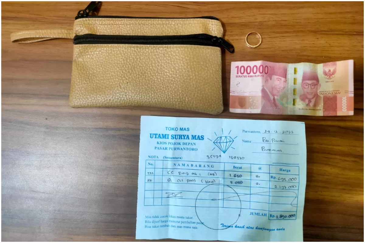 Seorang pria diamakan Unit Reskrim Polsek Purwantoro bersama Tim Resmob Sat Reskrim Polres Wonogiri, Jawa Tengah atas dugaan tindak pidana pencurian dengan pemberatan. (polreswonogiri.id)