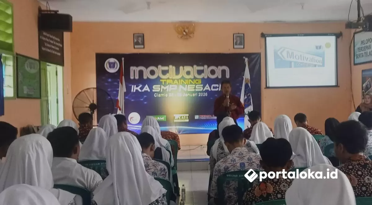 Siswa dan alumni SMPN 1 Ciamis mengikuti Training Motivation IKA Nesacis  (Portaloka.id/Bang Sufi)