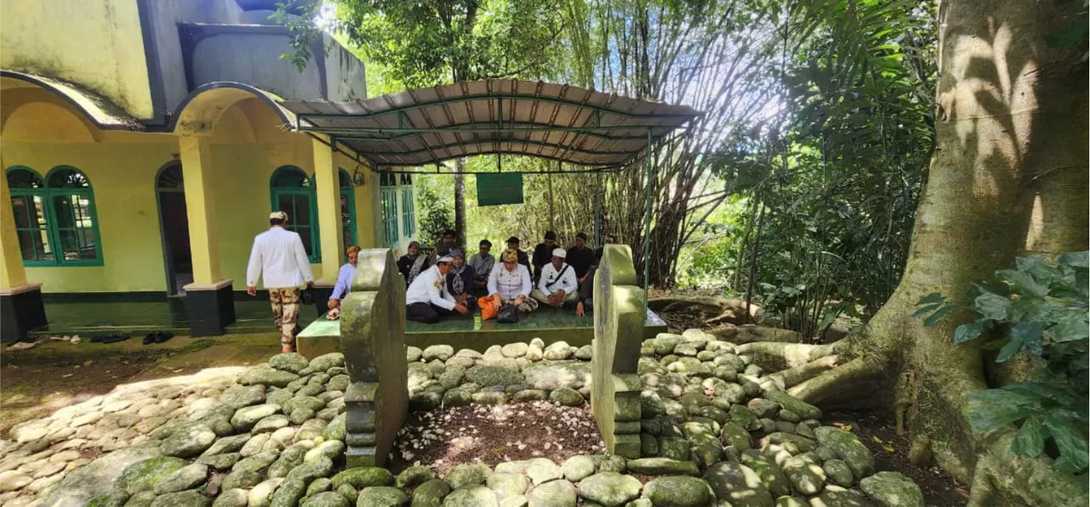 Situs Gunung Galuh, tampat persemayaman dua tokoh besar Galuh yang punya peran penting dalam penyebaran Islam di Ciamis (Istimewa)
