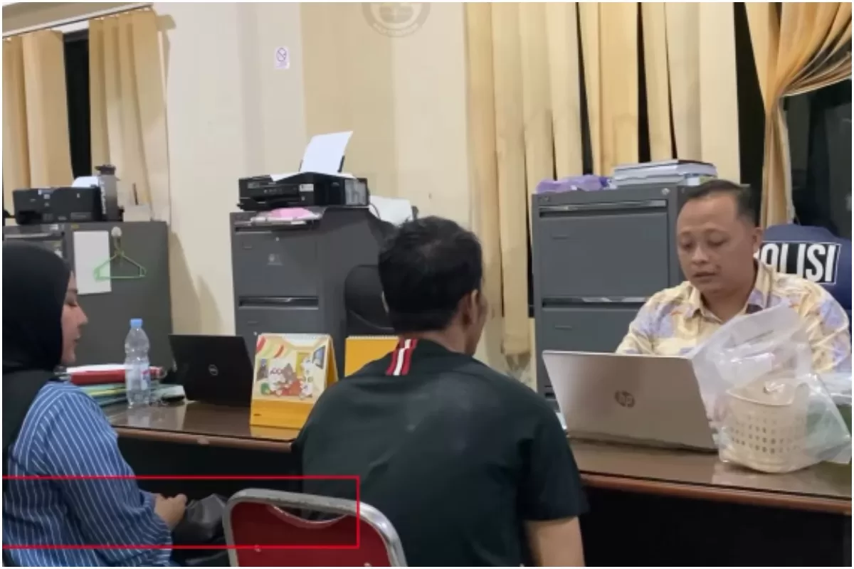 Satreskrim Polres Boyolali dan Jatanras Polda Jateng menangkap pelaku perampokan rumah di Desa Pengkol, Kecamatan Karanggede, Kabupaten Boyolali, Jawa Tengah, Kamis 29 Januari 2026. (Instagram @polresboyolali)
