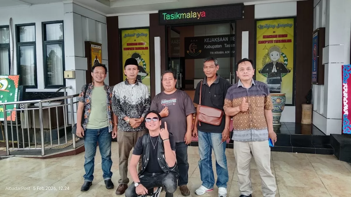Komunitas SWAKKA mengunjungi Kejaksaan dan Inspektorat Kota dan Kabupaten Tasikmalaya (Portaloka.id/Bang Sufi)