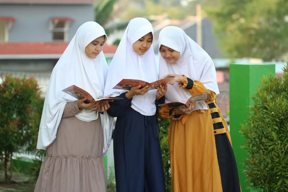 Ilustrasi - Jadwal kegiatan belajar selama Ramadhan 2026 (Unsplash/Muh Makhlad)