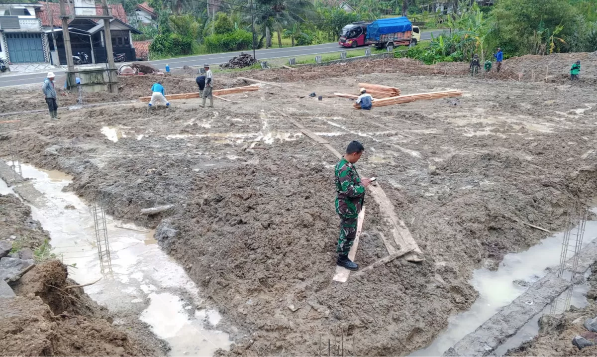 Lokasi pembangunan Kopdes Merah Putih Desa Cinyasang yang dihentikan (Istimewa)