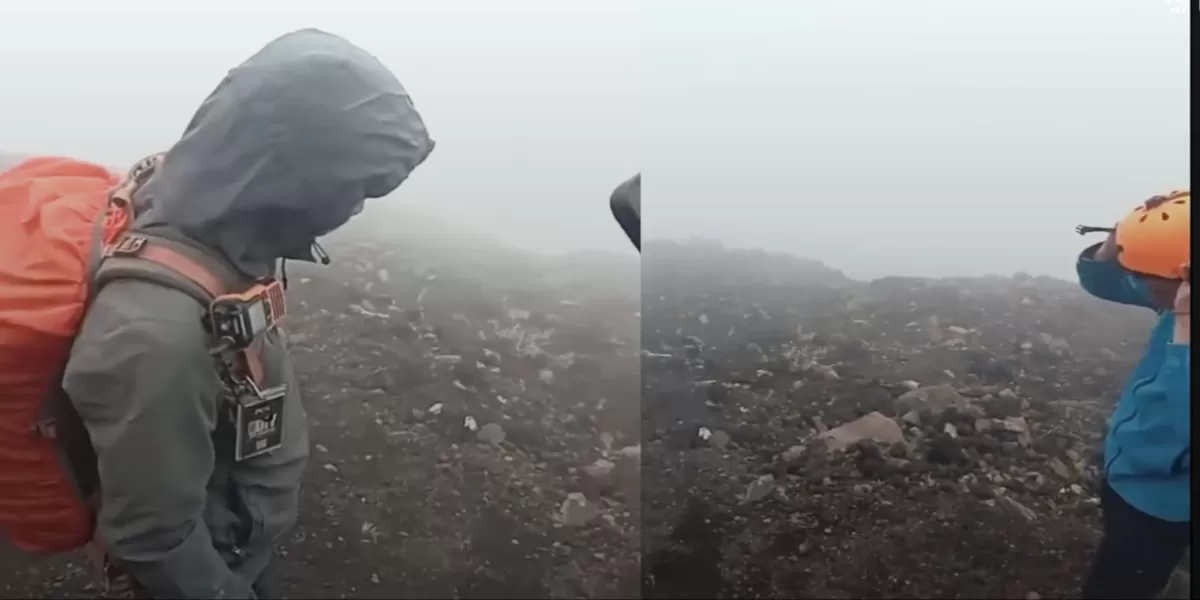 Jasad Syafiq Ali ditemukan di lereng selatan Gunung Slamet. Pencarian mandiri relawan membuahkan hasil pada hari ke-17 evakuasi.