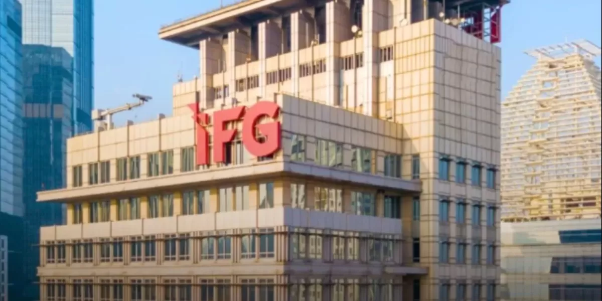 IFG memperkuat tata kelola (GCG) sebagai fondasi utama transformasi asuransi. Fokus pada customer centricity demi layanan yang transparan, andal, dan berkelanjutan.