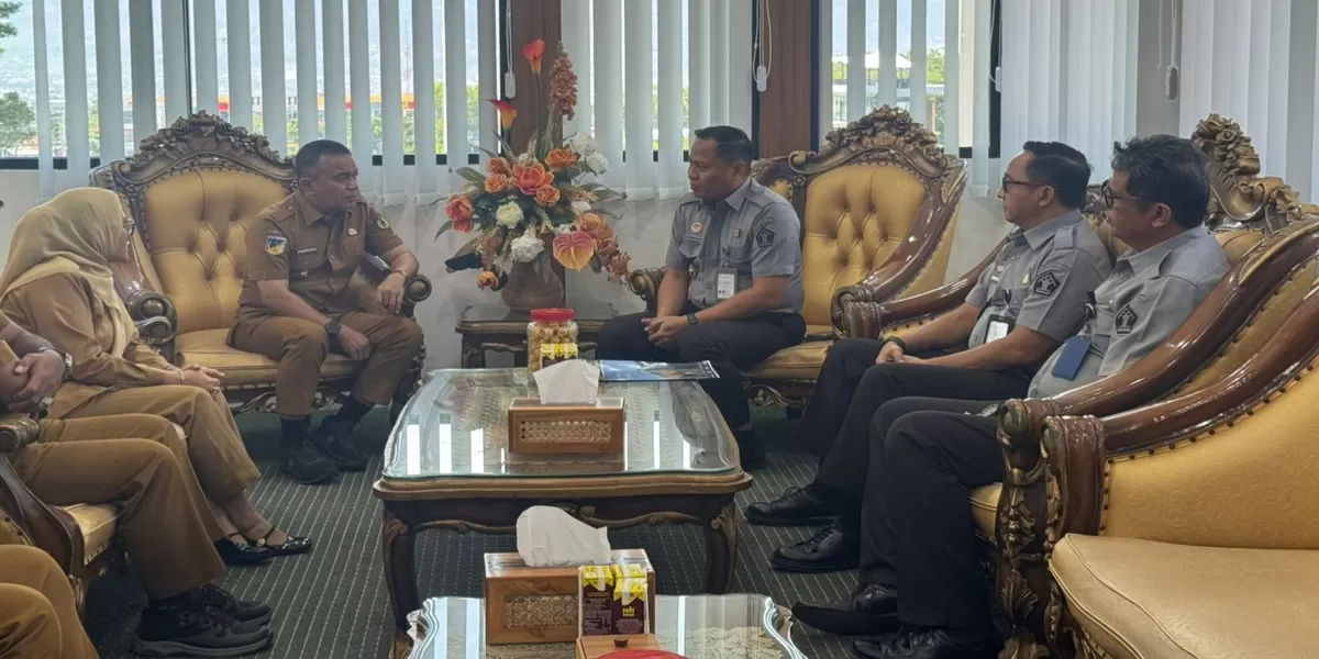 Kanwil Kemenkumham Sulteng dan Pemkot Palu sinergi hadirkan 2.017 Posbankum di seluruh desa/kelurahan. Layanan bantuan hukum gratis bagi warga ini akan diresmikan Menteri Hukum RI pada 3 Februari 2026