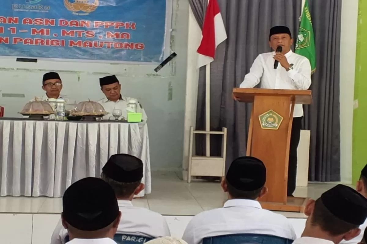 Kabag TU Kemenag Sulteng ajak ASN Parimo miliki fondasi moral. Kerja adalah ibadah, layani tanpa pamrih, dan hindari pungli demi birokrasi yang religius,
