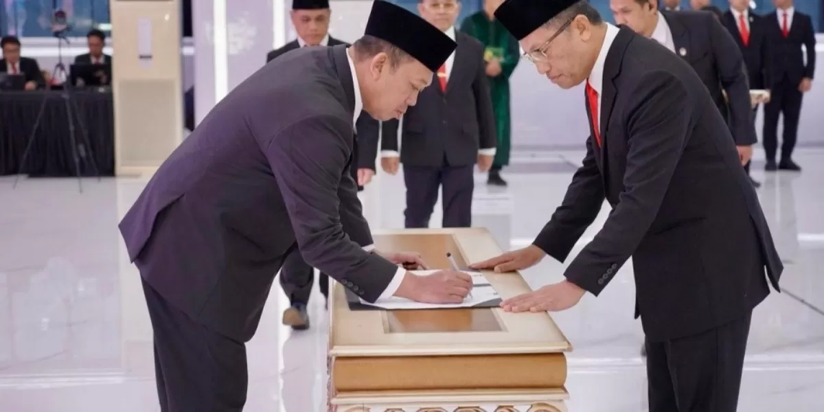 Pelantikan dan Pengambilan Sumpah Jabatan Pimpinan Tinggi Pertama, Menteri Nusron: Tegaskan Bangun Birokrasi yang Profesional. Foto istimewa Pandhalungan 