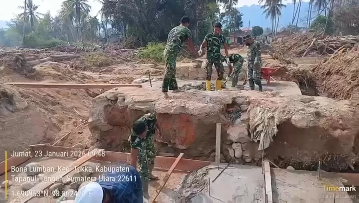 TNI AD terus kebut pembangunan jembatan di Aceh. Foto istimewa Pandhalungan 