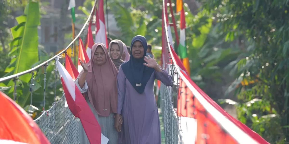 Inilah Jembatan Gantung yang Selamatkan Anak-anak dari Arus Deras Sungai Cipalebuh Garut. Foto istimewa Pandhalungan.com