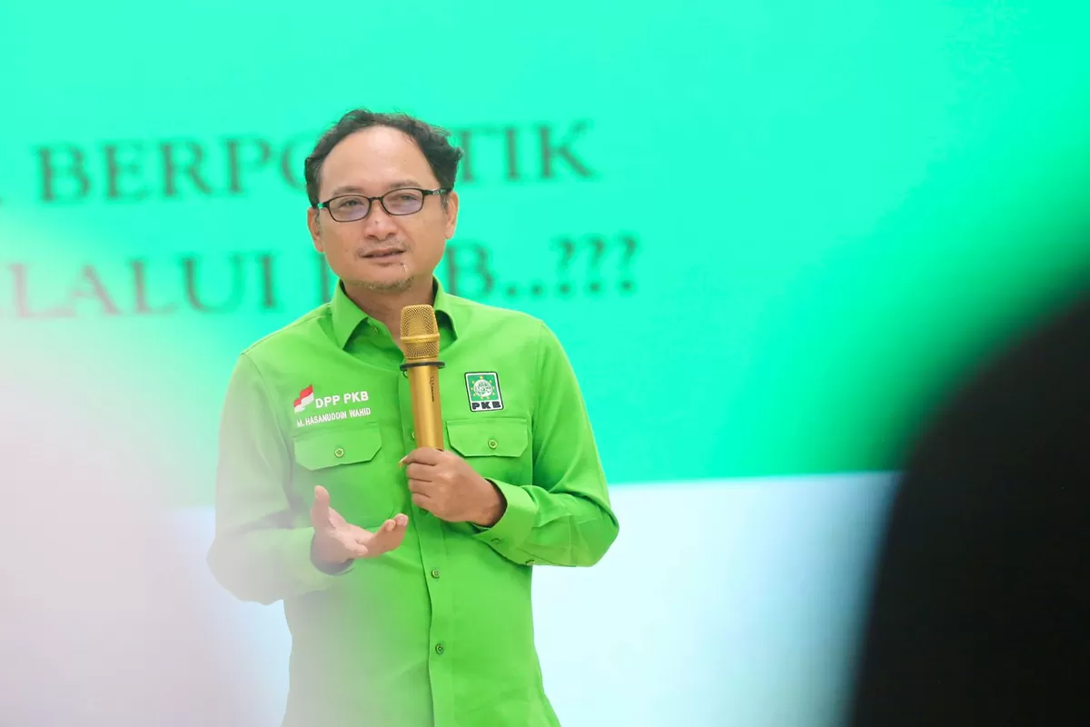 Anggota Komisi XI DPR RI, M. Hasanuddin Wahid, mengapresiasi keputusan Direktur Utama Bursa Efek Indonesia (BEI), Iman Rahman. Foto istimewa pandhalungan.com