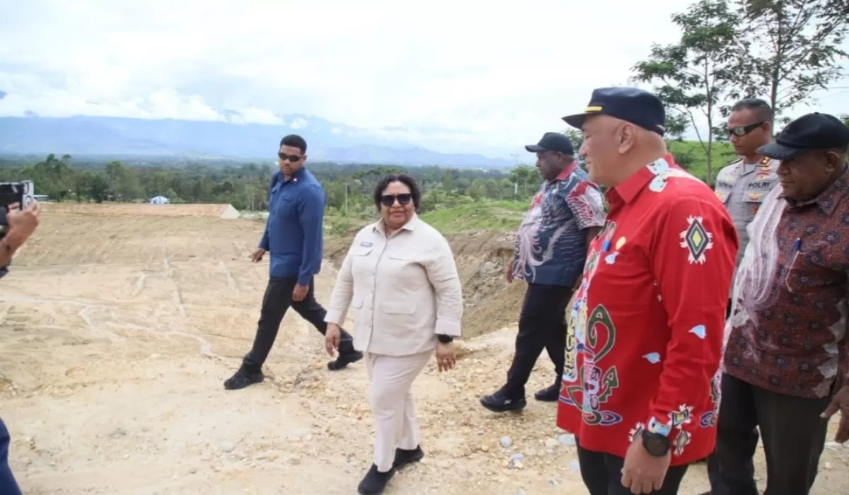 Wamendagri Ribka Haluk Pastikan Kesiapan Pembangunan KIPP Papua Pegunungan.Foto istimewa Pandhalungan.com