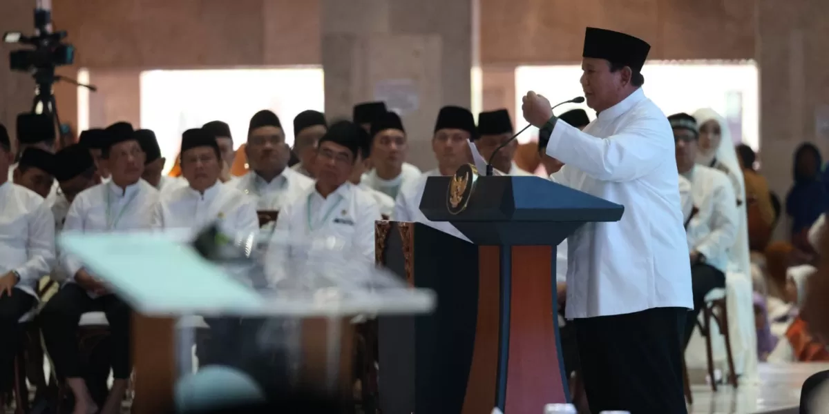 Prabowo Saat Kukuhkan Pengurus MUI 2025&ndash;2030: Hari Ini Lambang Bersatunya Ulama dan Umara. Foto istimewa pandhalungan.com