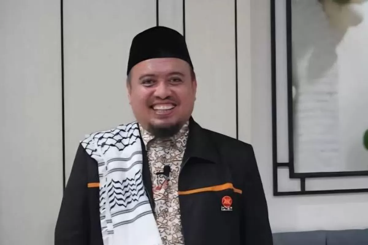 Anggota DPRD Kota Surabaya, Johari Mustawan (Nawi)