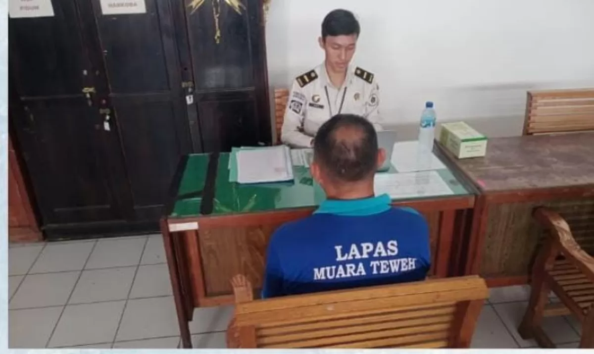 PK Bapas Muara Teweh Saat Wawancara Litmas Warga Binaan Lapas Muara Teweh