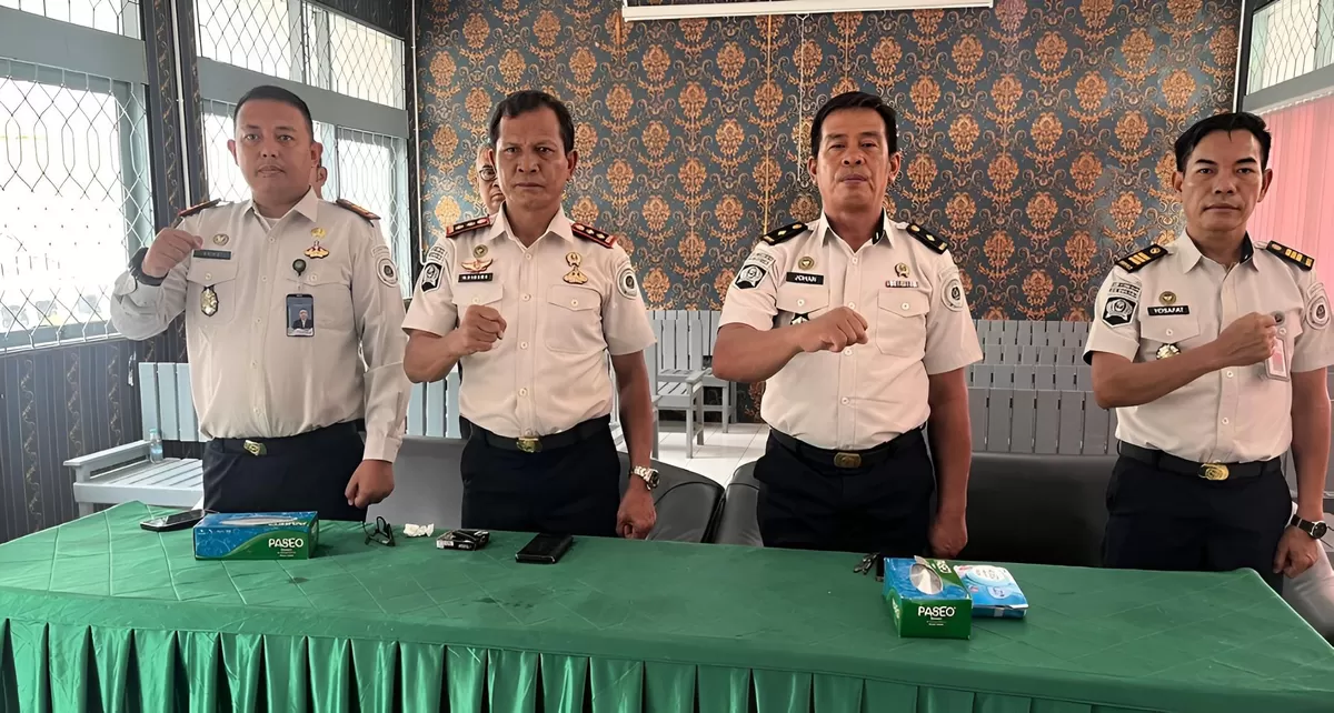 Kabapas Muara Teweh Saat Mengikuti Sosialisasi KUHP Nasional