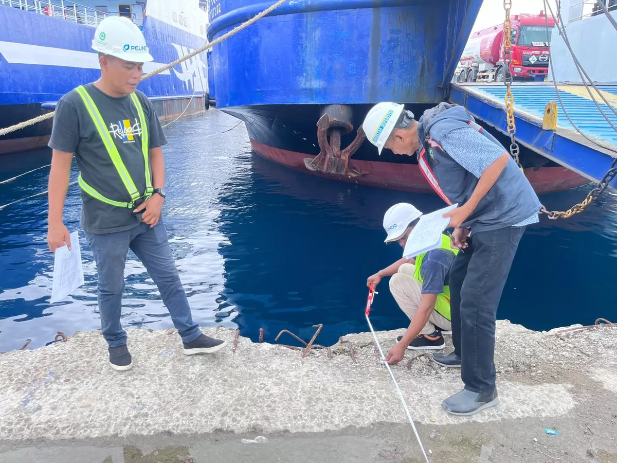 Aktivitas perbaikan di Dermaga Multipurpose Pelabuhan Gunungsitoli masih berlangsung  disejumlah titik lokasi mulai dari sisi selatan