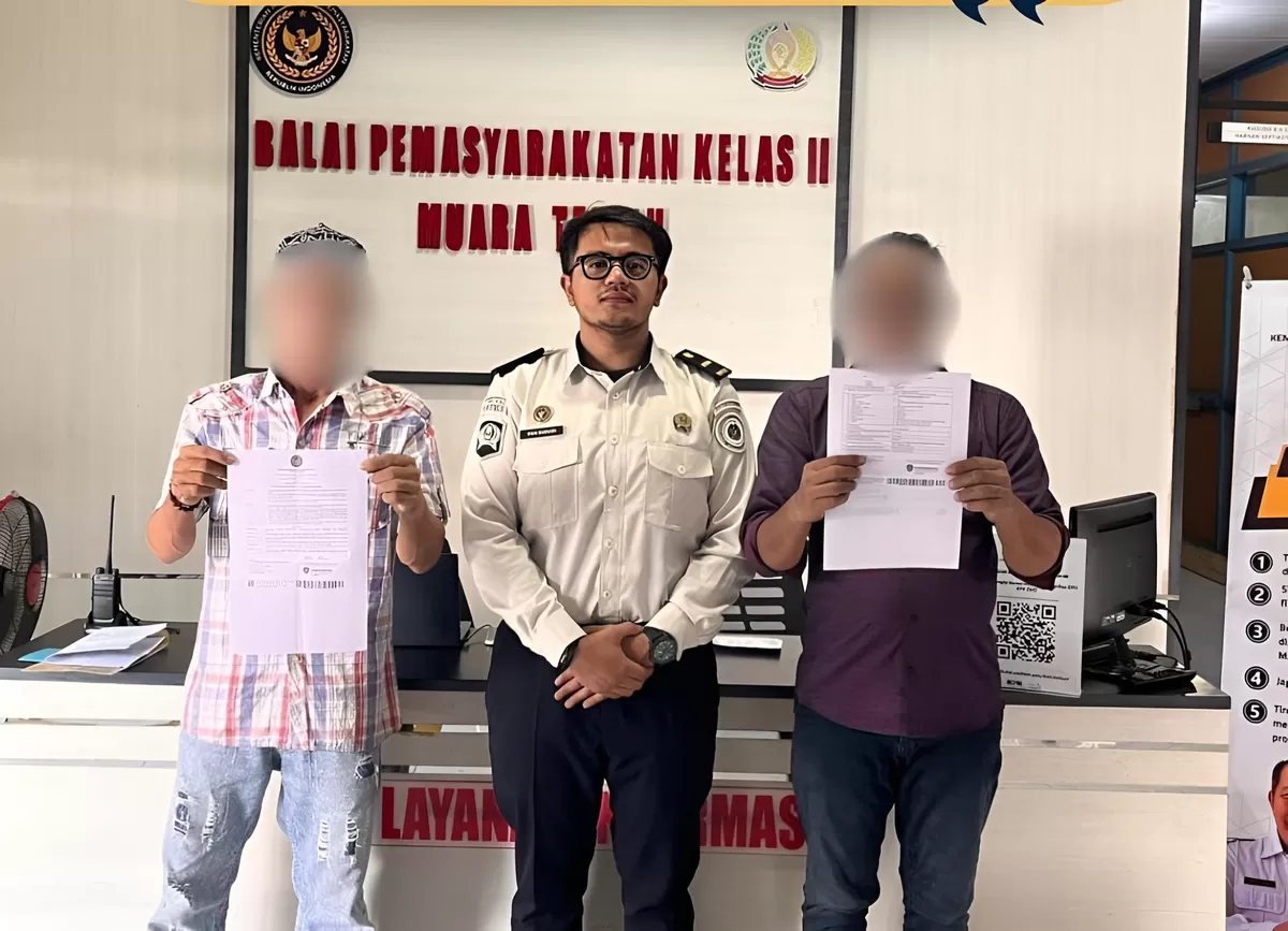 Petugas Bapas Muara Teweh Bersama Klien