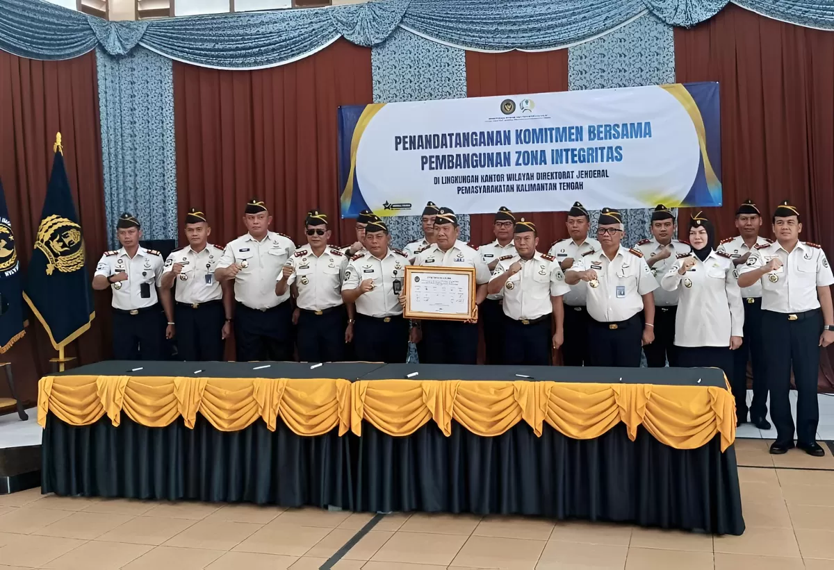 Kabapas Muara Teweh Saat Penandatanganan Komitmen Berama Pembangunan ZI Tahun 2026
