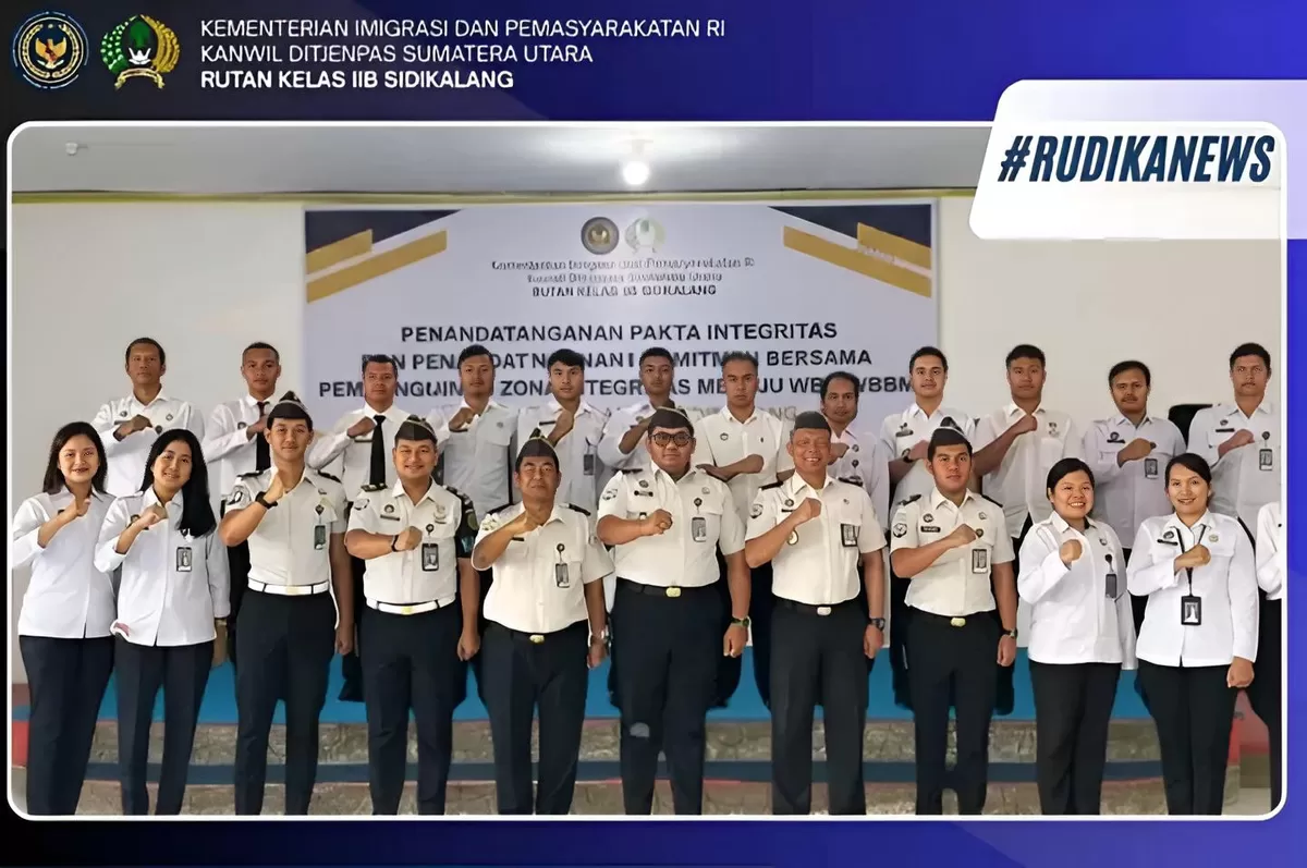 Karutan Sidikalang dan Jajaran Saat Penandatanganan Komitmen Bersama Pembangunan ZI dan Pakta Integritas