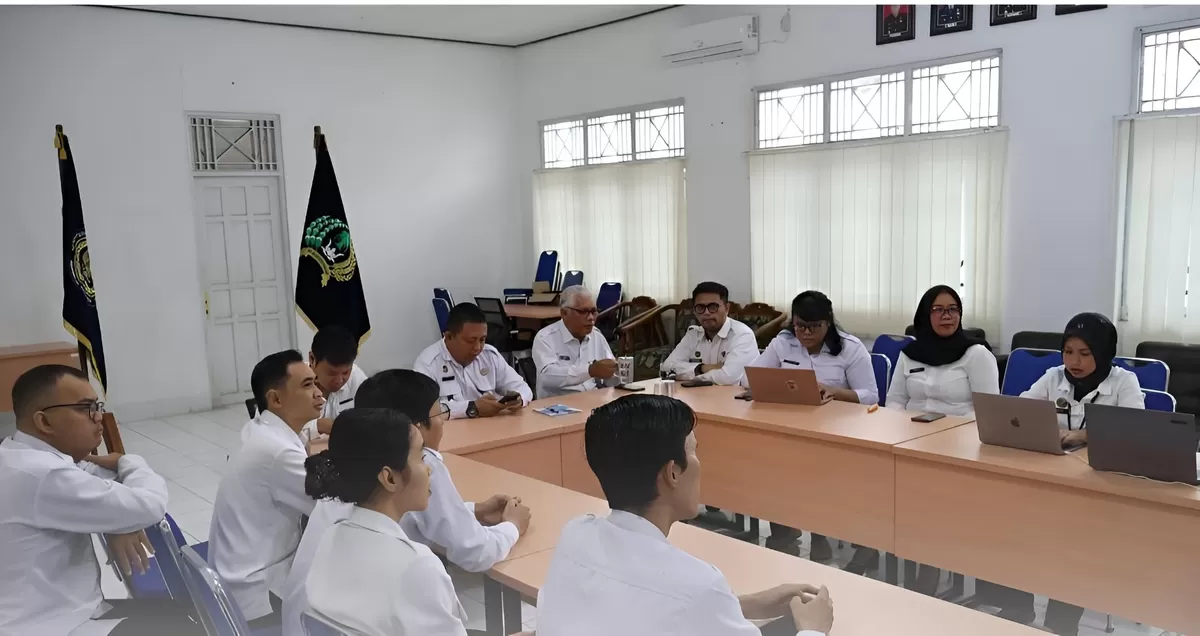 Kabapas Muara Teweh dan Jajaran Saat Kegiatan Sosialisasi Penguatan Implementasi KUHP Baru