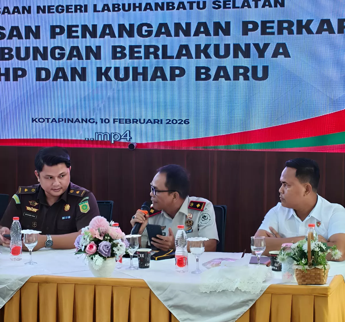 Kalapas Kotapinang Saat Diskusi Pembahasan Penanganan Perkara Atas Berlakunya KUHP dan KUHAP Baru
