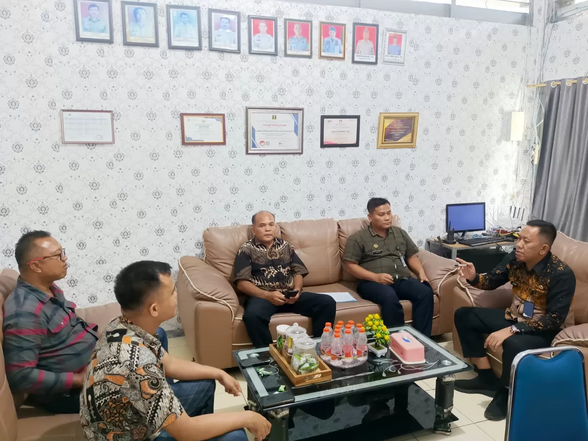 Kalapas Gunungtua dan Jajaran Saat Rapat Bersama Para Pejabat Struktural