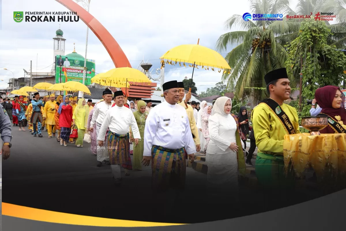 Foto Sambut Ramadhan 1447 Hijriah, Pemkab Rokan Hulu, Forkomda Dan LAMR Melaksanakan Tradisi Adat Potang Bolimau, Hadir Bupati, Wakil Bupati   (Diskominfo Rohul )