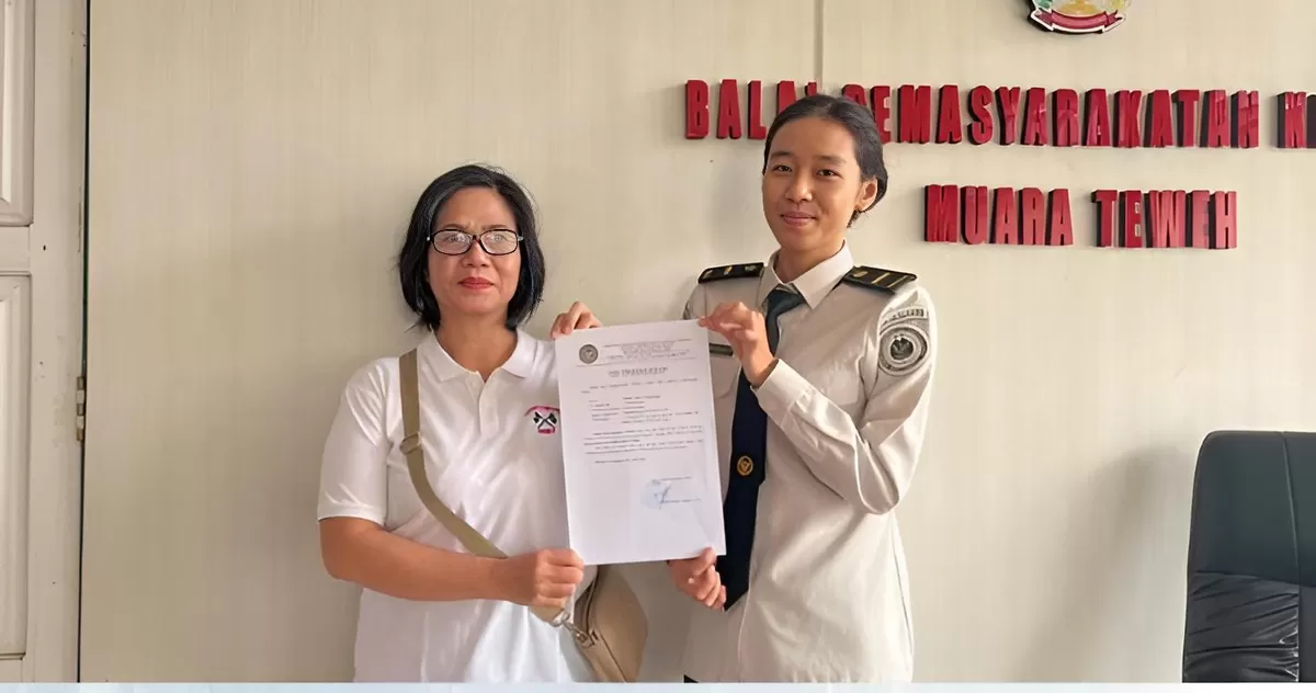 Petugas Bapas Muara Teweh Bersama Klien Pemasyarakatan