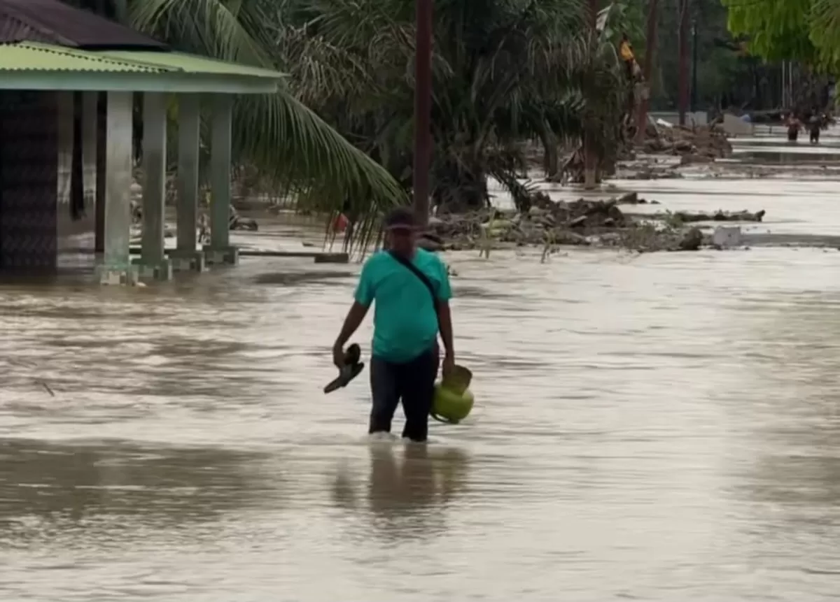 Warga di Dusun Suka Maju (Benteng), Batangtoru, Tapanuli Selatan ceritakan kondisi pemukimannya pascabanjir. (Instagram/@hasmaraffandy_11)