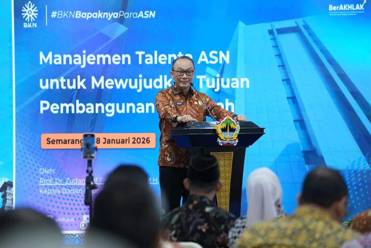 Walikota Tegal ,Dedy Yon Supriono (AgusR)