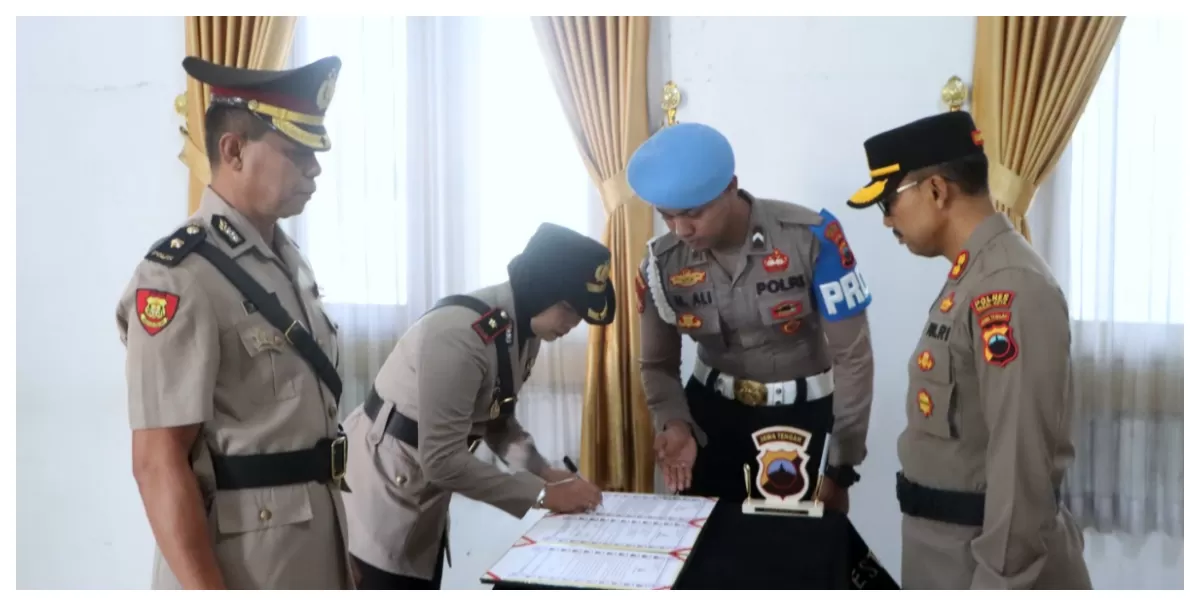 Sertijab Tiga Pejabat Utama Polres Tegal Kota (Agus R)