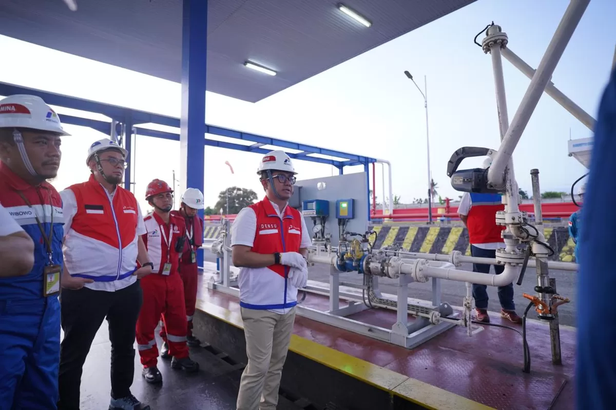 Kehadiran EGM Pertamina Patra Niaga Regional Sulawesi, Deny Sukendar,  di lapangan menjadi bagian penting dalam menjaga standar operasional perusahaan. (Ist)