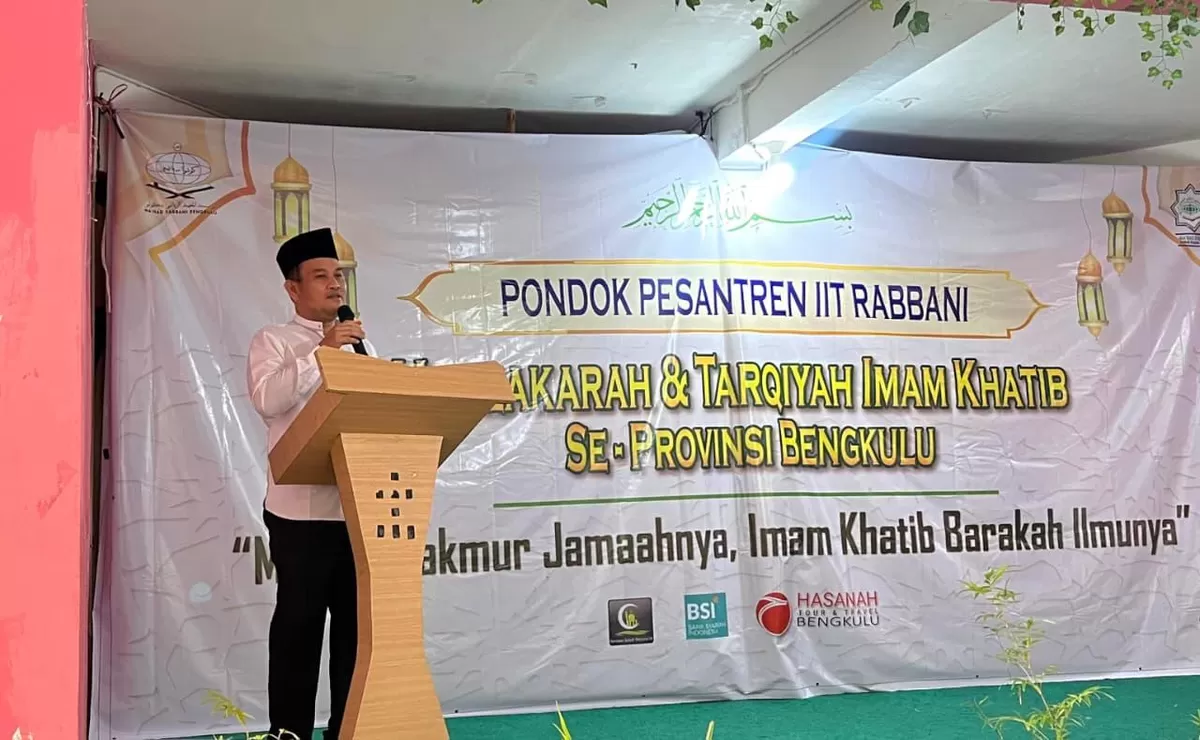 Pj Sekda Provinsi Bengkulu, Herwan Antoni menghadiri Muzakarah dan Tarqiyah Imam, Khatib, serta Pengurus Masjid se-Provinsi Bengkulu, bertempat di Masjid Ponpes Rabani.(Foto/Ist)