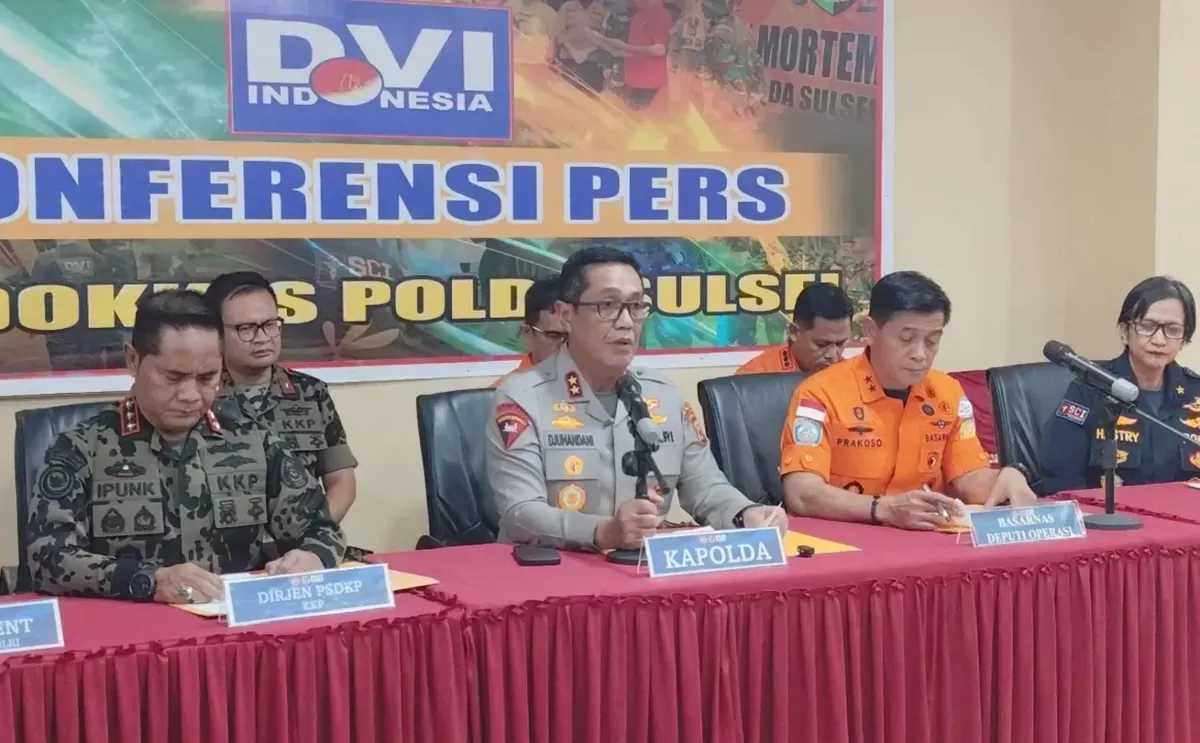 Kapolda Sulsel Irjen Djuhandhani Rahardjo Puro dalam konferensi pers di Biddokkes Polda Sulsel, Sabtu (24/1/2026) menjelaskan, sepuluh jenazah korban&nbsp;jatuhnya pesawat ATR 42-500 sudah teridentifikasi.