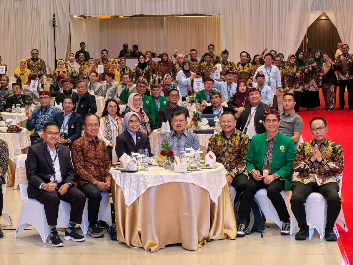 JK saat menjadi narasumber dalam Sidang Paripurna Majelis Senat Akademik Perguruan Tinggi Negeri Badan Hukum (PTN-BH) di Kampus Universitas Airlangga (Unair), Surabaya, Jumat (06/02/2026).(Ist)