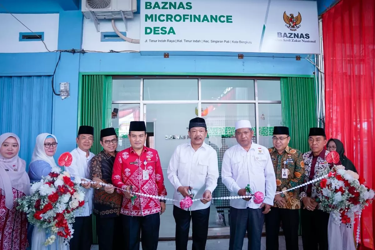 Sekda Bengkulu, Herwan Antoni menghadiri peresmian Baznas Microfinance Desa (BMD) di Kota Bengkulu, Jumat 13 Februari 2026.(Foto/Ist)   
