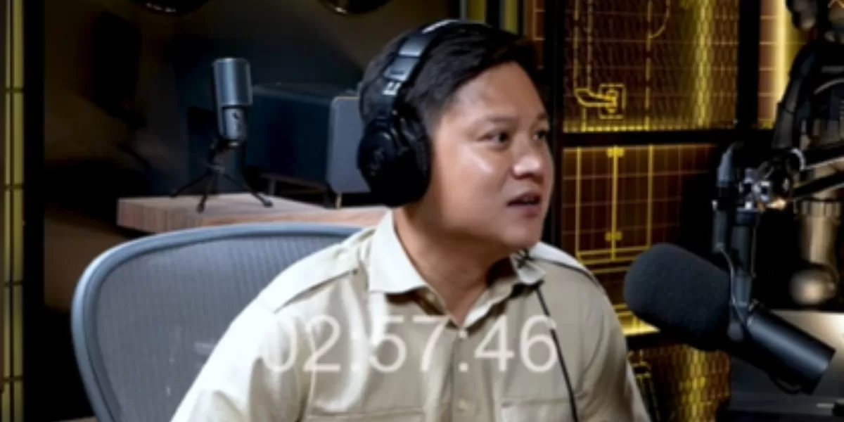 Mengintip alasan YouTuber, Bobon Santoso yang ingin menjual akun pribadinya senilai Rp20 miliar. (YouTube.com / Deddy Corbuzier)