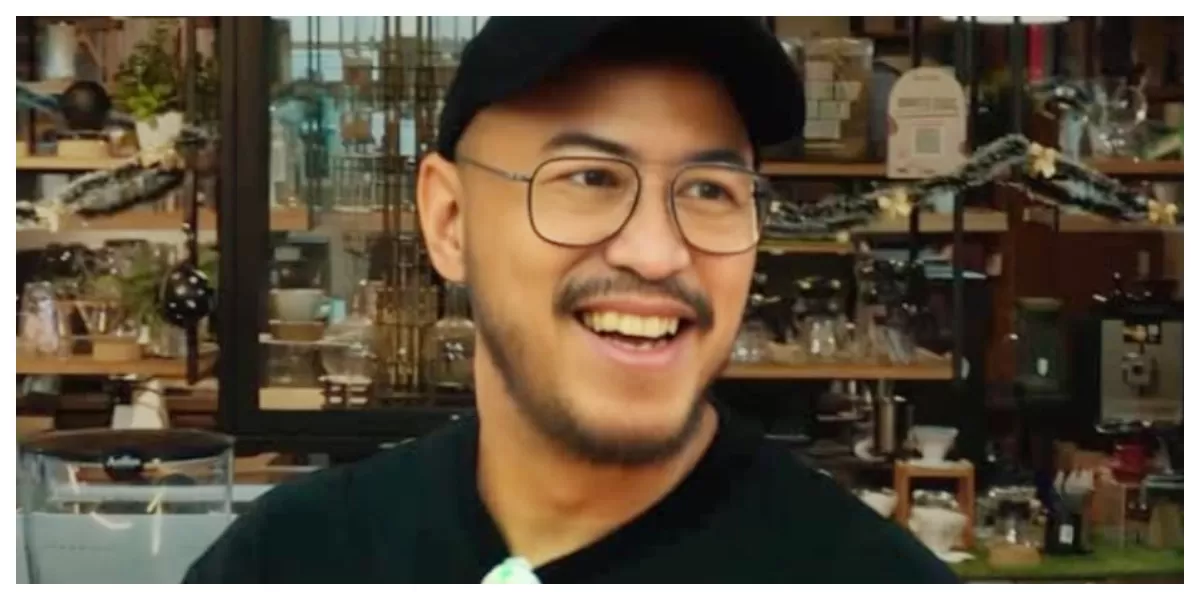 Komika Pandji Pragiwaksono mendatangi kantor pusat MUI. (Instagram.com/pandji.pragiwaksono)