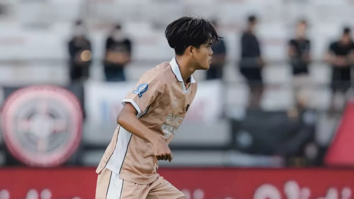 Bek muda Dewa United, Rizdjar Nurviat Subagja. (I.League)