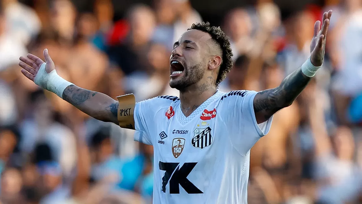 Neymar Jr. telah menghabiskan 12 bulan terakhir kembali ke Santos. ( Miguel Schincariol/AFP/Getty Images)