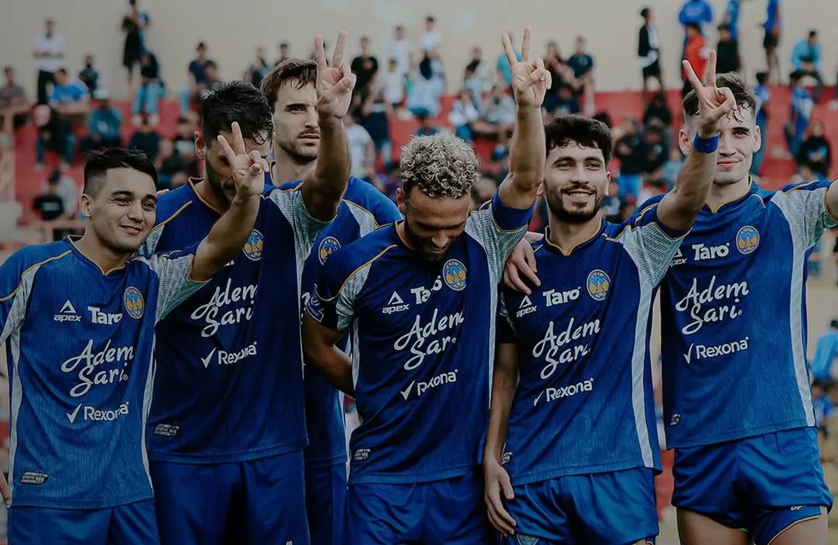 Skuat PSIM Yogyakarta tundukkan Semen Padang FC di pekan ke-16 Super League 2025/26 (@psimjogja_official)