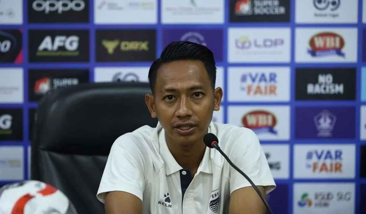 Gelandang Persib, Beckham Putra dalam jumpa pers jelang laga pekan 16 Super League 2025/26 melawan Persik Kediri, Senin, 5 Januari 2026. (PERSIB)