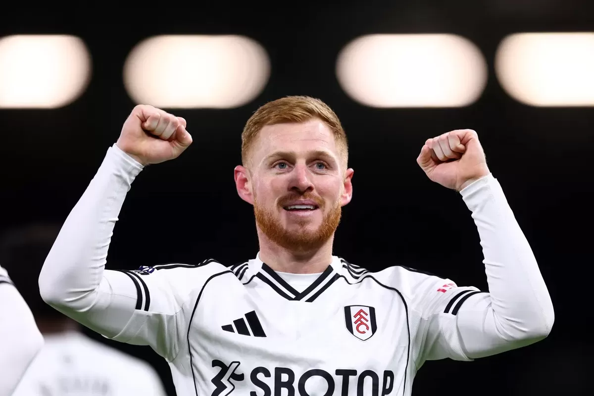 Harrison Reed membatalkan kemenangan Liverpool atas Fulham setelah gol spektakulernya.