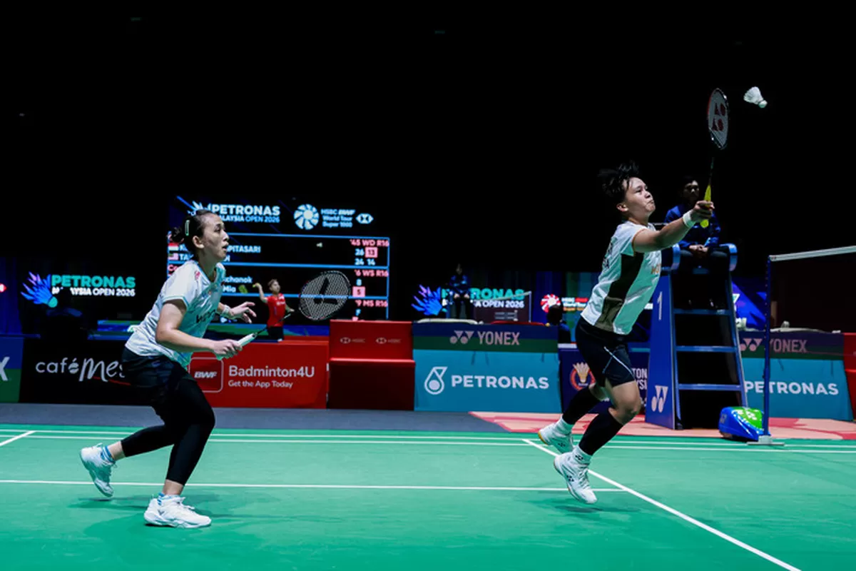 Ganda putri Indonesia, Febriana Dwipuji Kusuma/Meilysa Trias Puspitasari tampil trengginal di babak 16 besar Malaysia Open 2026. Tundukan Pearly Tan/Thinaah Muralitharan untuk kali pertama. (PBSI)