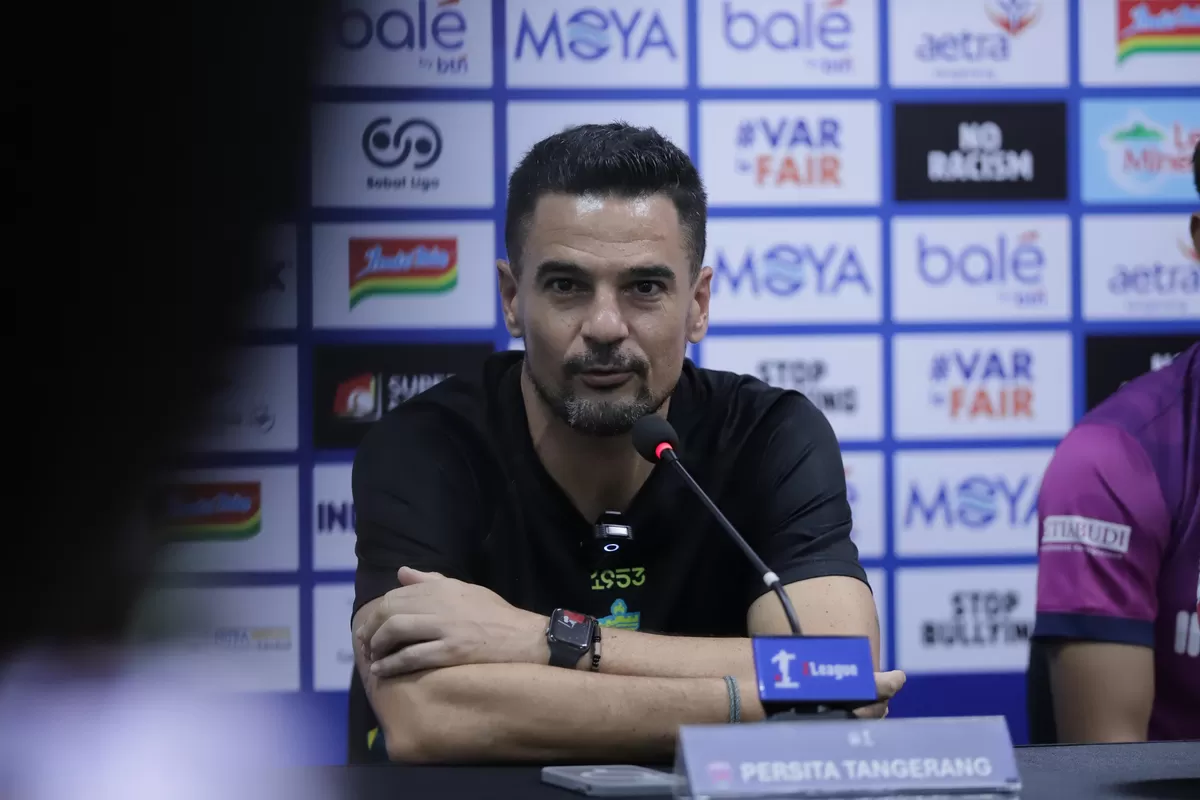 Pelatih Persita Tangerang, Carlos Pena. (Persita)