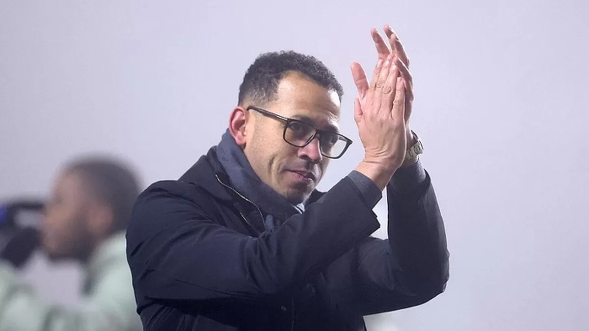 Pelatih Chelsea, Liam Rosenior. (Getty Images)