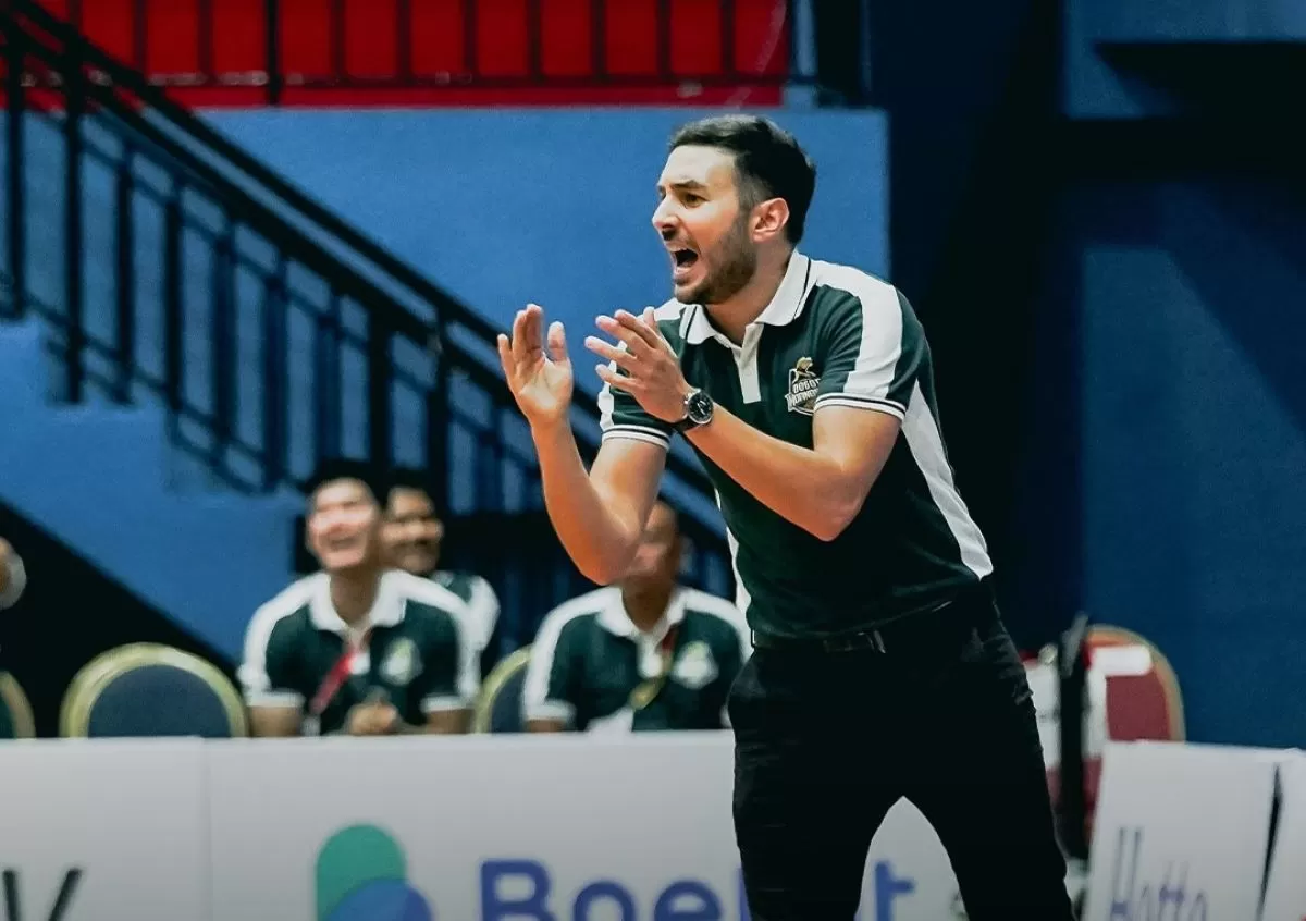 Cesar Camara, pelatih Bogor Hornbills sempat harap-harap cemas hadapi Hangtuah Jakarta (@hornbills)