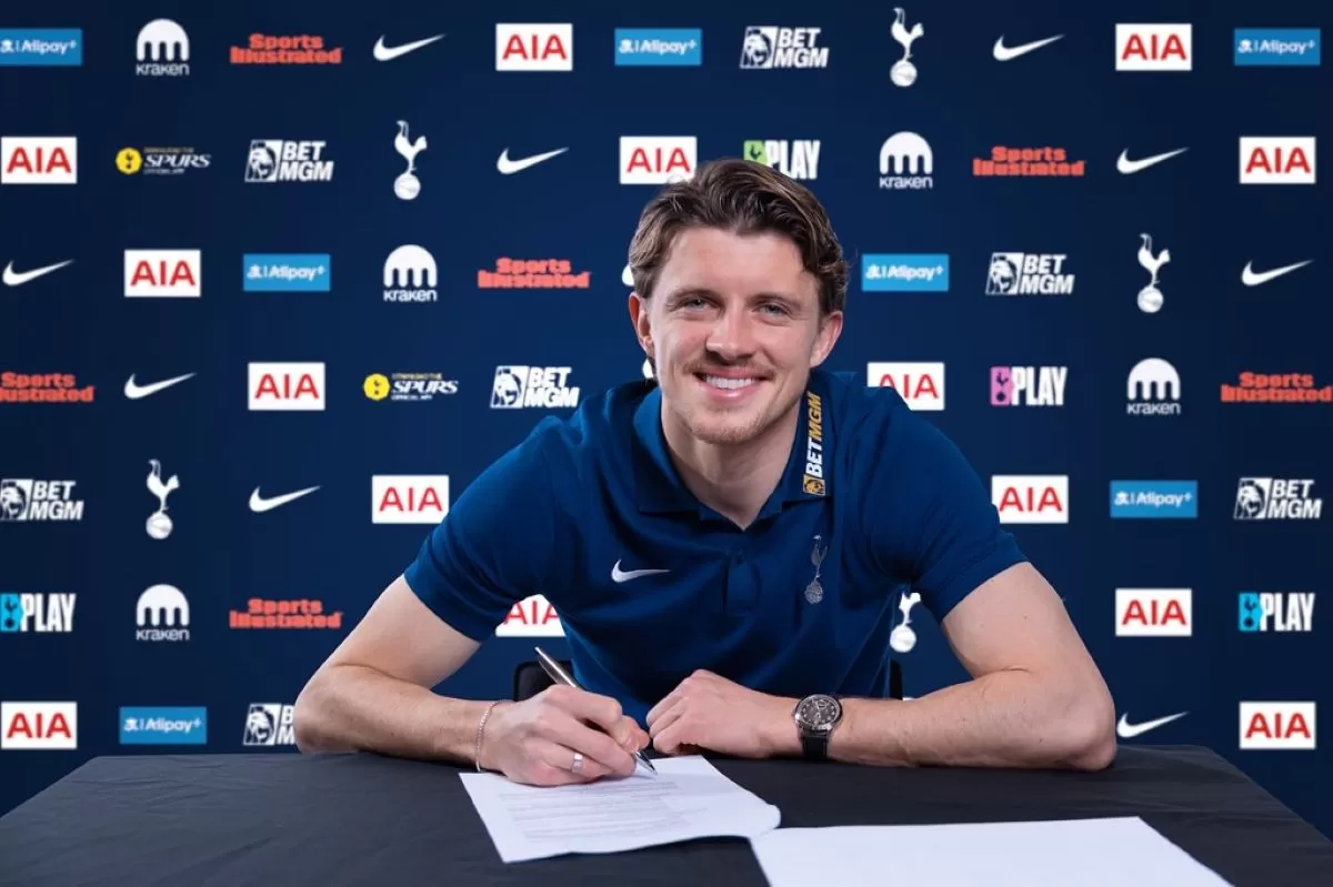 Conor Gallagher resmi bergabung dengan Tottenham Hotspur (Tottenham Hotspur)