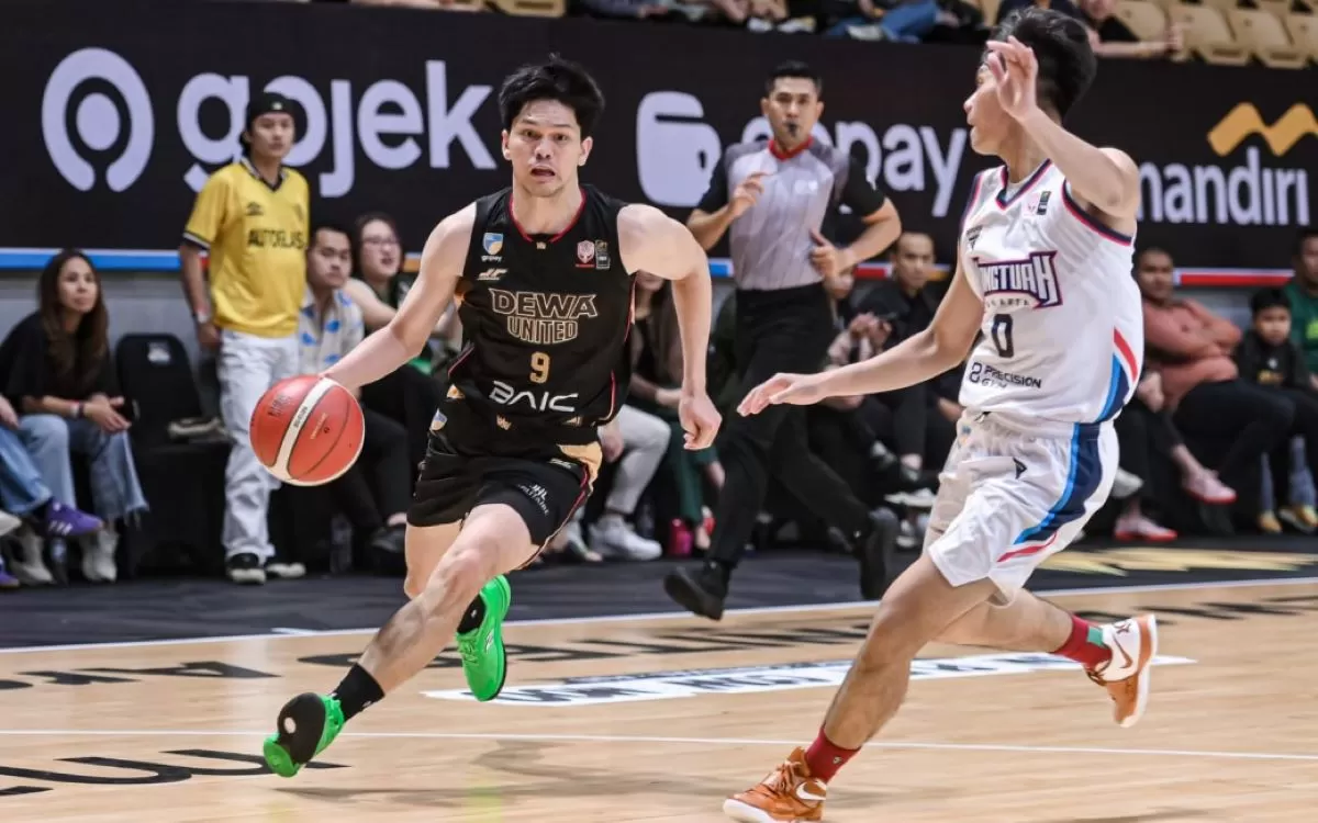 Pemain Dewa United Banten Rio Disi cetak 19 poin di laga melawan Hangtuah (IBL)